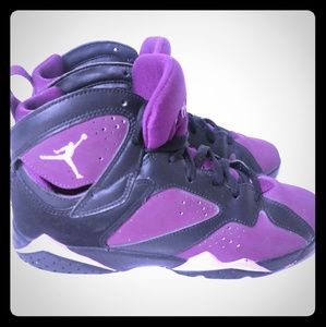 Air Jordan Retro  GG